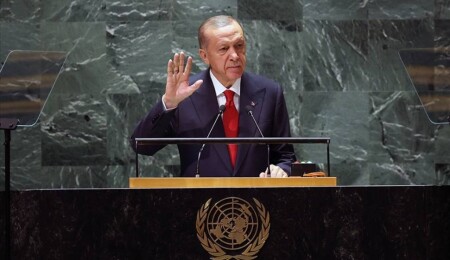 AKEL’den Erdoğan’ın "KKTC'yi tanıyın" çağrısına yanıt: Federal çözümü değersizleştirmeye çalışıyor!