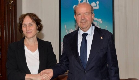 Ersin Tatar yeni Fransız Büyükelçi Kolačko ile görüştü