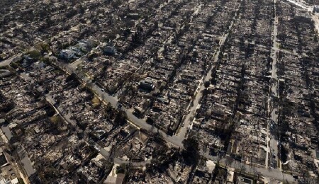 Los Angeles'taki yangınlarda, California'nın son 40 yıldaki en geniş kentsel alanı yandı