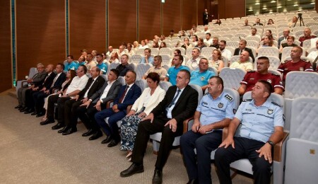“Ülkemizde Sürdürülebilir Ormancılık ve Orman Yangınlarına Genel Bir Bakış” konferansı yapıldı