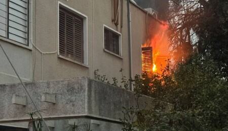 Köşklüçiftlik’te bulunan bir evde çoklu uzatma kablosu nedeniyle yangın çıktı