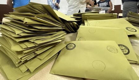 Çatalca ve Şile'de bazı sandıklardaki sonuçlar itiraz edildi