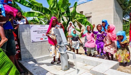 Yeryüzü Doktorları, yaklaşık 350 bin kişiyi temiz suyla buluşturdu