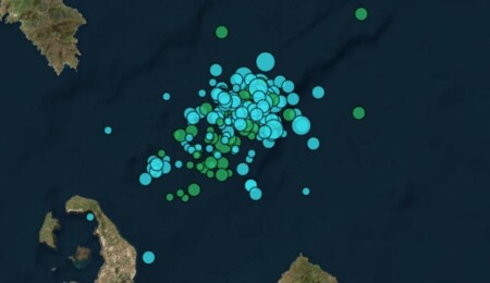 Ege'de deprem fırtınası: 570 sarsıntı