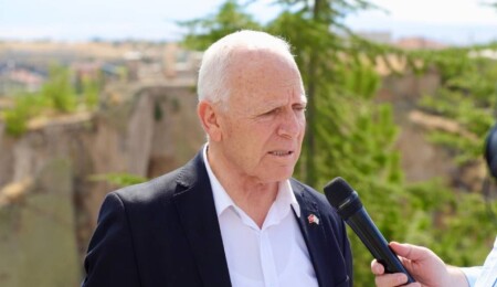 Zorlu Töre: Netflix dizi yapmak istiyorsa Kıbrıslı Türklerin direnişine baksın ve Gazze’ye gitsin