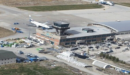 Van'daki iki büyük depreme rağmen, Van havaalanı depreme dayandı