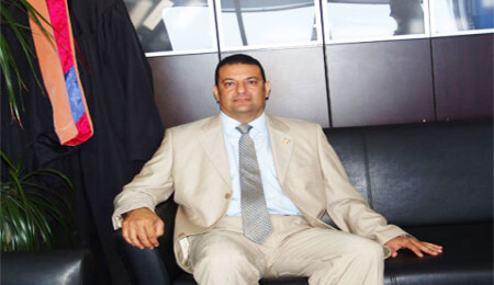 Vehbi: "Üniversitelerde düşüş değil artış vardır"