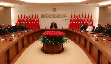 Türkiye'de, Yüksek Askeri Şura kararları açıklandı