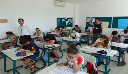 Yakın Doğu Koleji'nde Burs sıralama, seviye tesbit ve giriş sınavı sonuçları