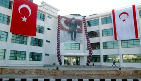 YDÜ, medya ve iletişim çalışmaları yüksek lisans programı YÖK'ten onay aldı