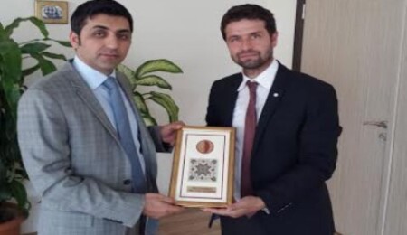 YDÜ Yakın Doğu Enstitüsü'nden TC Yurt Dışı Türkler ve Akraba Topluluklar Başkanlığı'na ziyaret