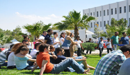 YDÜ ve Girne Üniversitesi yatay geçiş başvuruları başladı