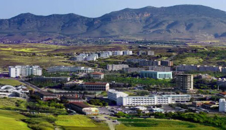 YDÜ Yakın Doğu Enstitüsü’nden "Ortadoğu’da Din ve Siyaset" başlıklı sertifika programı