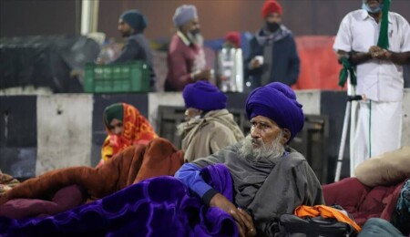 Hindistan’da çiftçiler açlık grevi başlattı