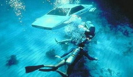 BBG evinde seviştiler