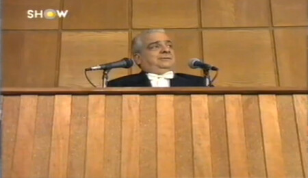 Yemin tartışmasında son nokta; "Gülümseten yemin!"