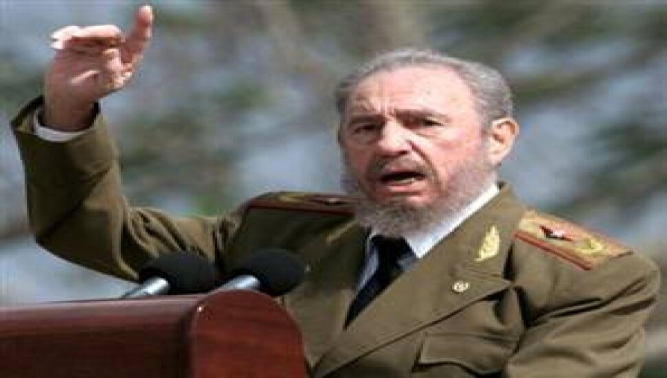 Fidel Castro, Küba Komünist Partisi'ndeki yetkilerini de devretti