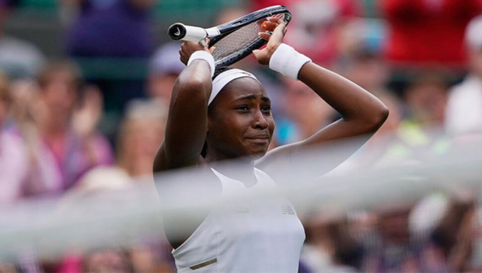 15 yaşındaki tenisçi Wimbledon'da 5 şampiyonluğu olan Venus Williams'ı eledi