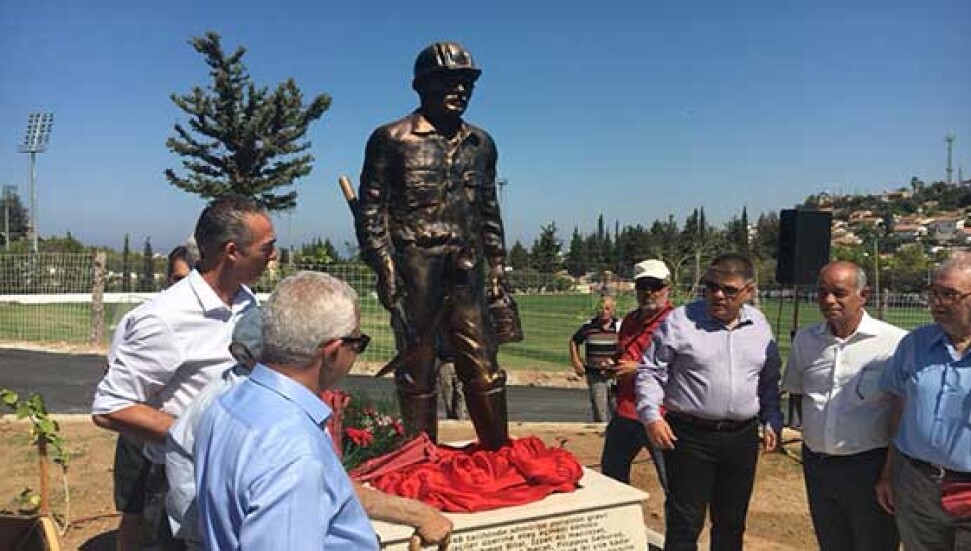 "1948 Maden İşçileri Grevi', maden işçisi heykeliyle ölümsüzleştirildi