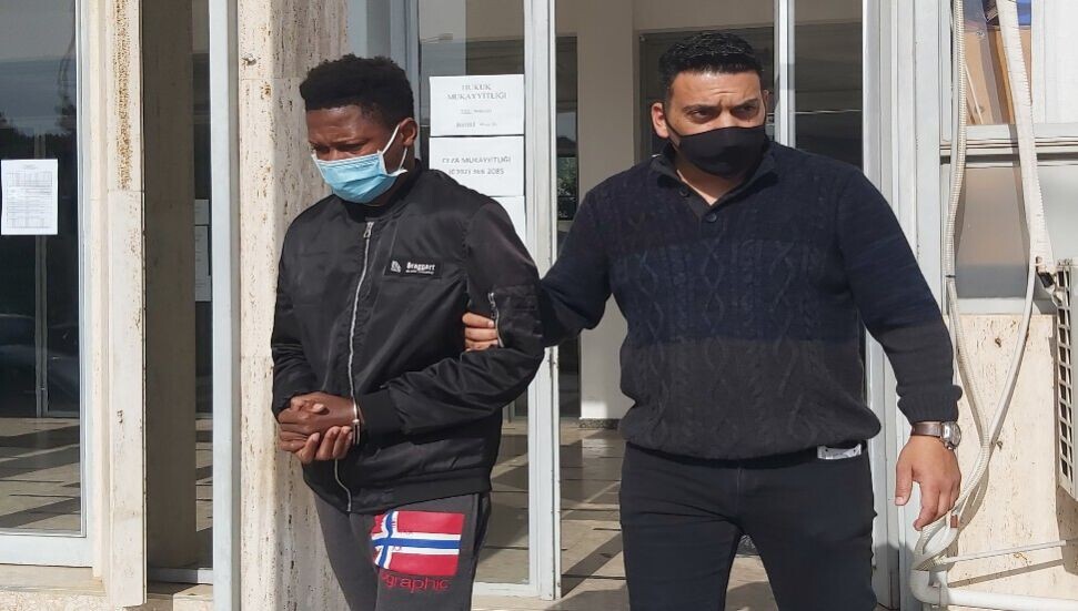 Bankadan çalınan paralarla bağlantısı araştırılıyor