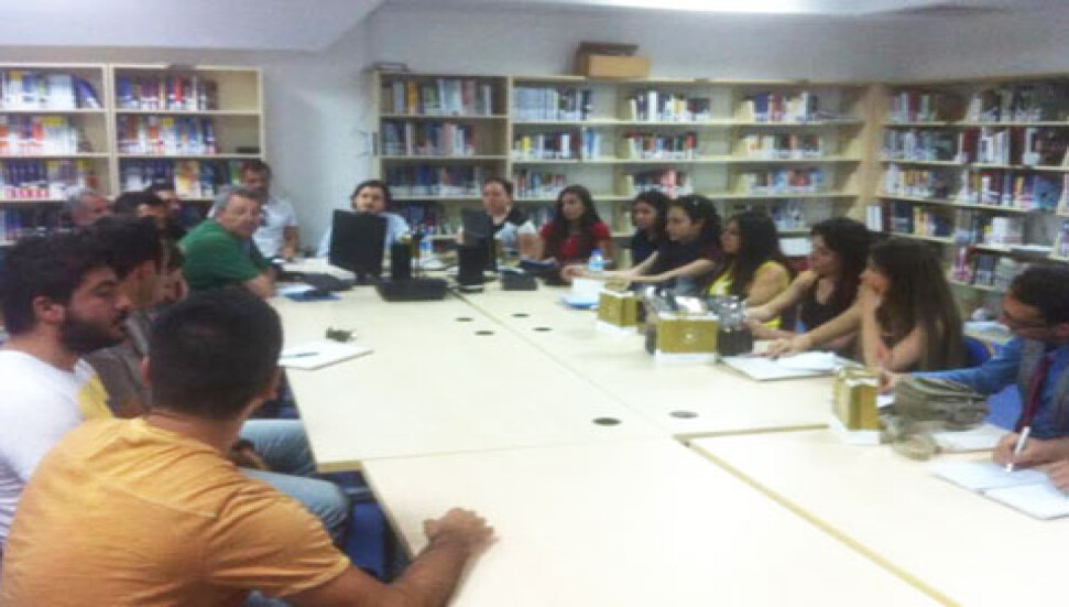 YDÜ'de güncel uluslararası ilişkiler konuları masaya yatırıldı