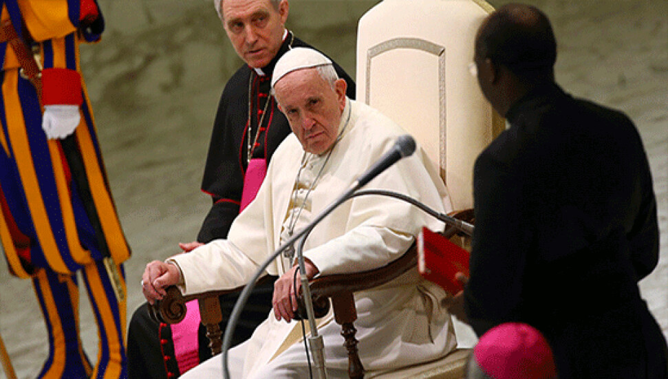 40 rahibin eşcinsel ilişkilerini ifşa eden 1200 sayfalık dosya Vatikan'a sunuldu