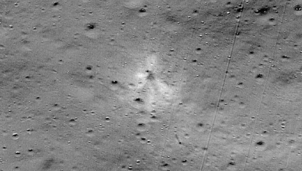 Çin'in örnek toplamak üzere fırlattığı 'Chang'e 5' uzay aracı Ay'a indi