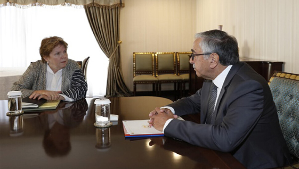 Akıncı ile Lute bir araya geldi