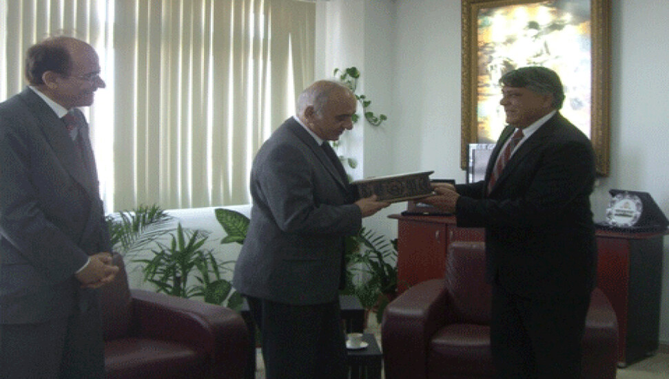 Amcaoğlu, Ege Üniversitesi profesörleri ile organik tarımı görüştü