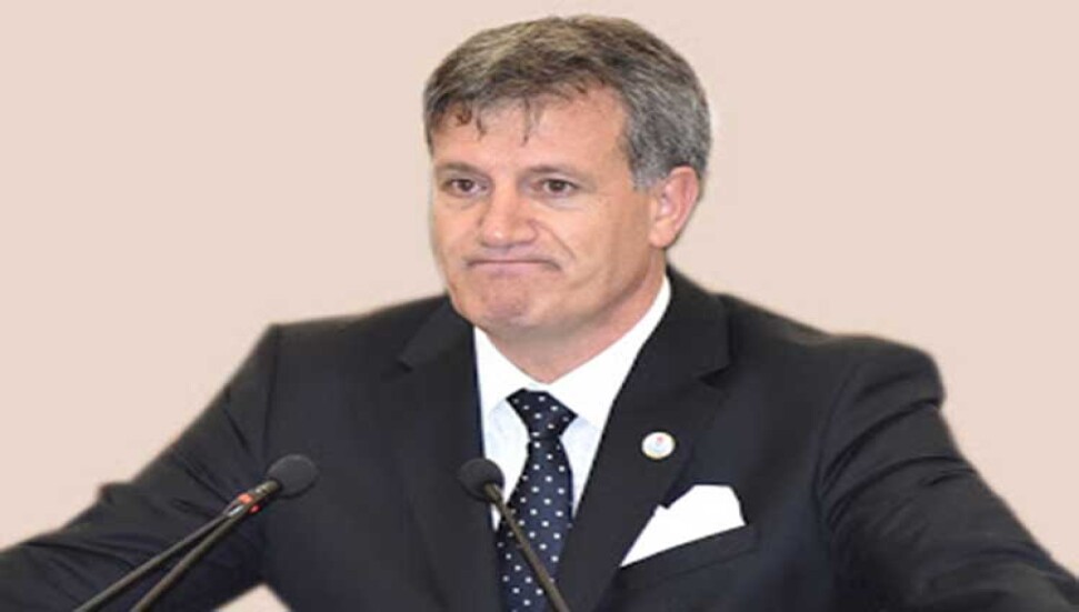 Arıklı:"Akıncı'nın tuzağına düşmemeliyiz"