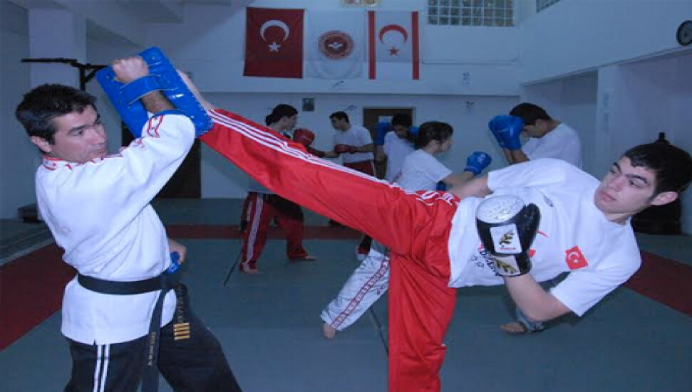 63 Sporcu terfi etti