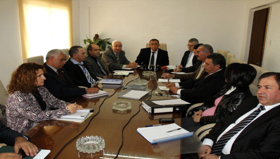 Asgari ücret 1300 TL ile aynı kaldı...