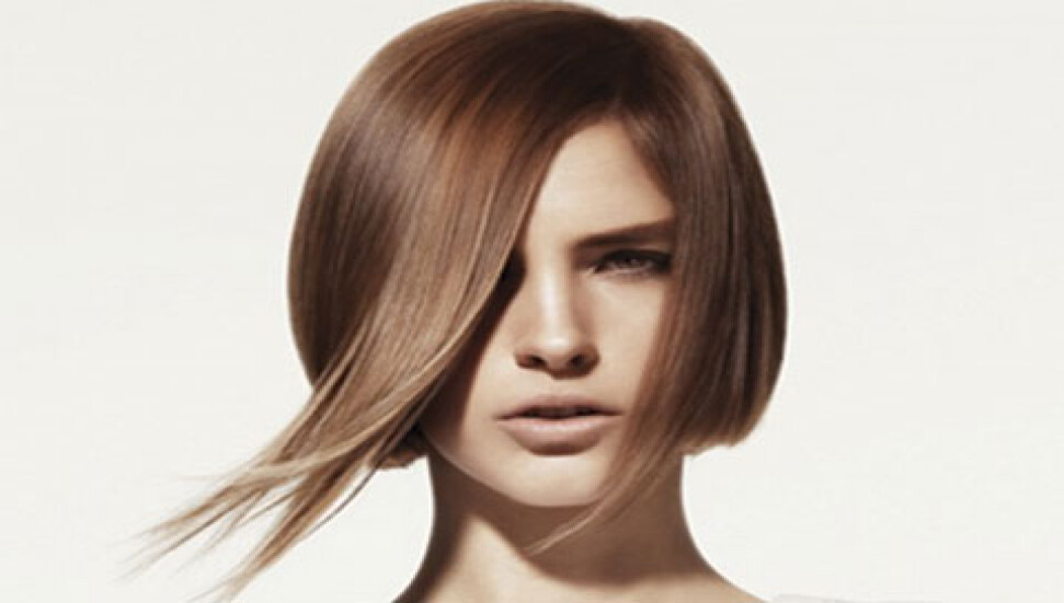 Asimetrik kısa saç modelleri