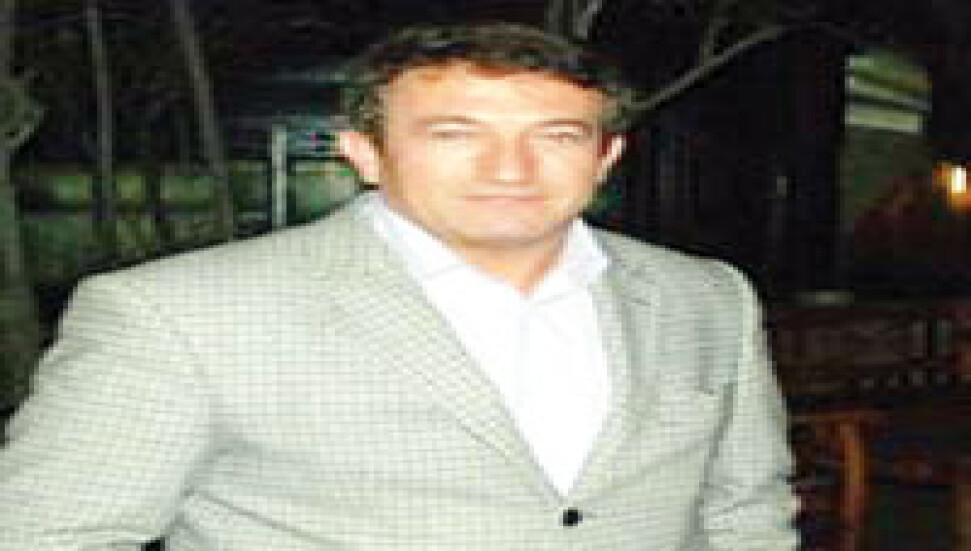 İşadamı Ayhan Arıklı yaşadağı rüşvet iddialarını Ankara'ya götürüyor