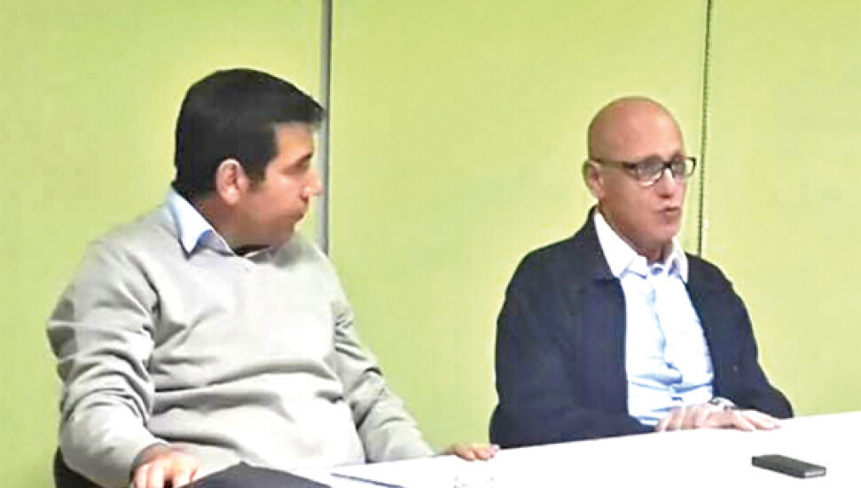 Azgın: "Talat vasilik değil, abilik yapsın. Partinin tüm organları değişsin"