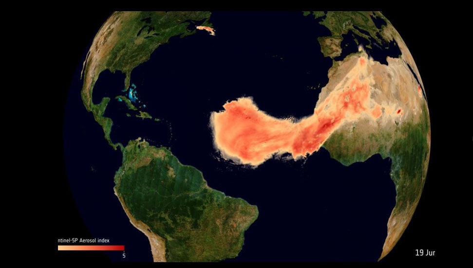 Sahra Çölü'nden ABD'ye kadar giden devasa toz bulutu uzaydan görüntülendi