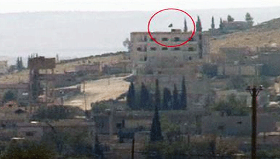 "IŞİD Kobani'ye bayrak çekti"