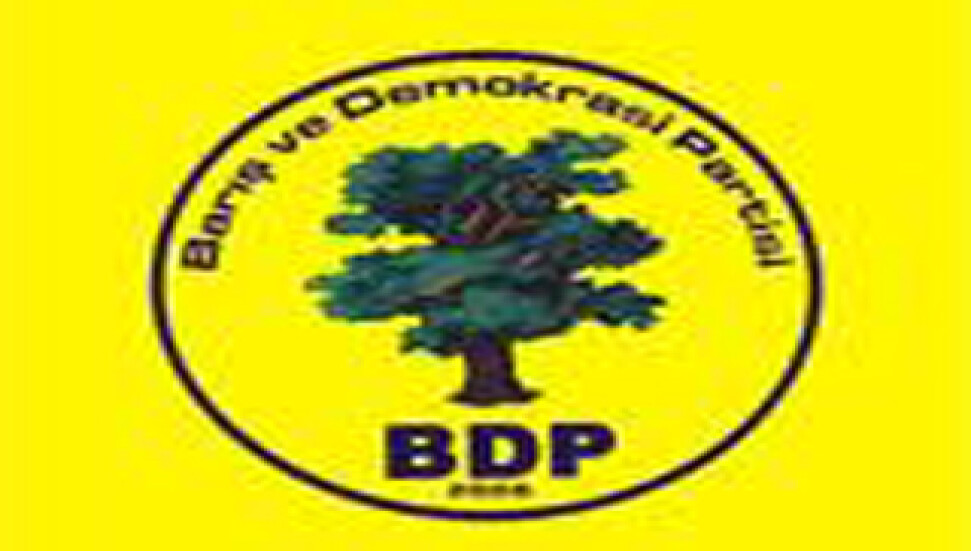 BDP'lilerden patrikhanelere ziyaret