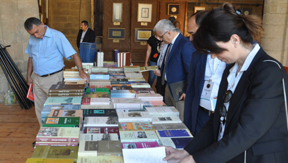 Bedesten'de "Uluslararası Hala Sultan'a Vefa Sergisi" açıldı