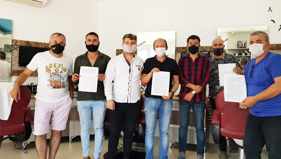 Lefkoşalı Berberler, Esnaf ve Zanaatkârlar Odası (KTEZO) ile Berberler Birliği’ni eleştirdi