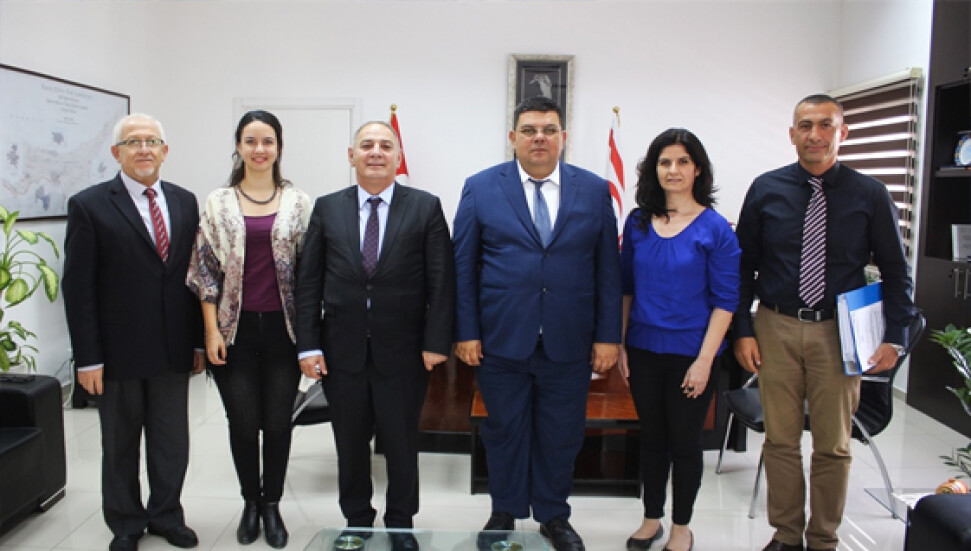 Kamuda yenilenebilir enerji kaynağı güneş enerjisi kullanımı için adım atıldı