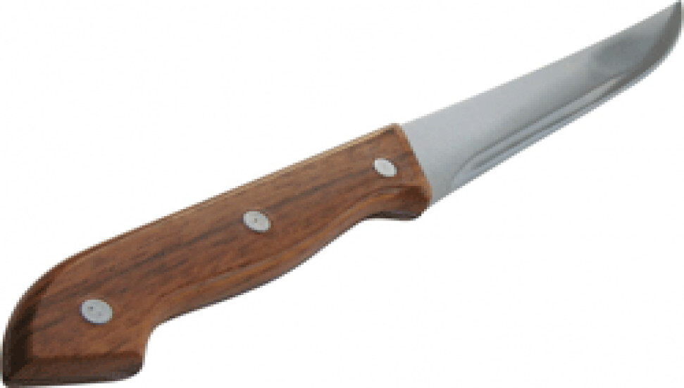 Parası yoktu, karnını bıçakla yararak kendini ameliyat etti