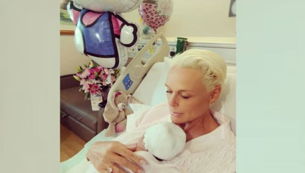Brigitte Nielsen 54 yaşında anne olunca 'yaşlı annelik' tartışması yine alevlendi