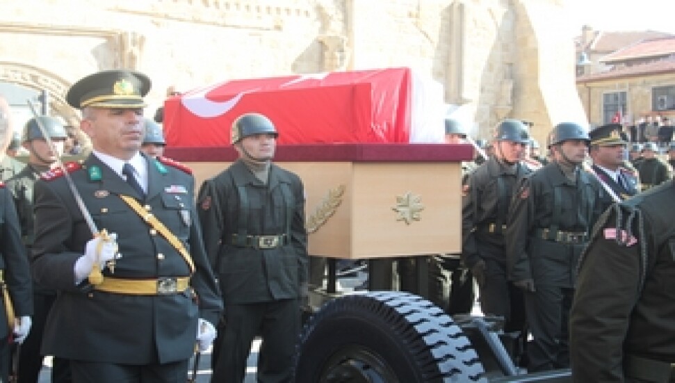 Denktaş'ın cenaze töreni Rum basınında