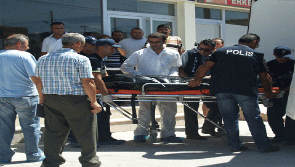 Mağusa'da cinayet...  Önce eski eşini, sonra kendisini öldürdü