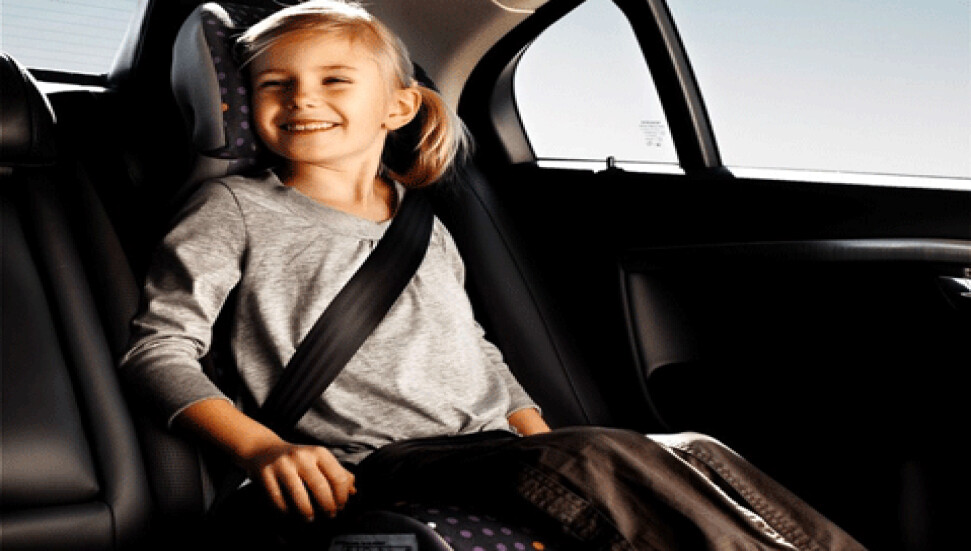 Yarından itibaren arka koltukta kemer takma zorunlu oluyor