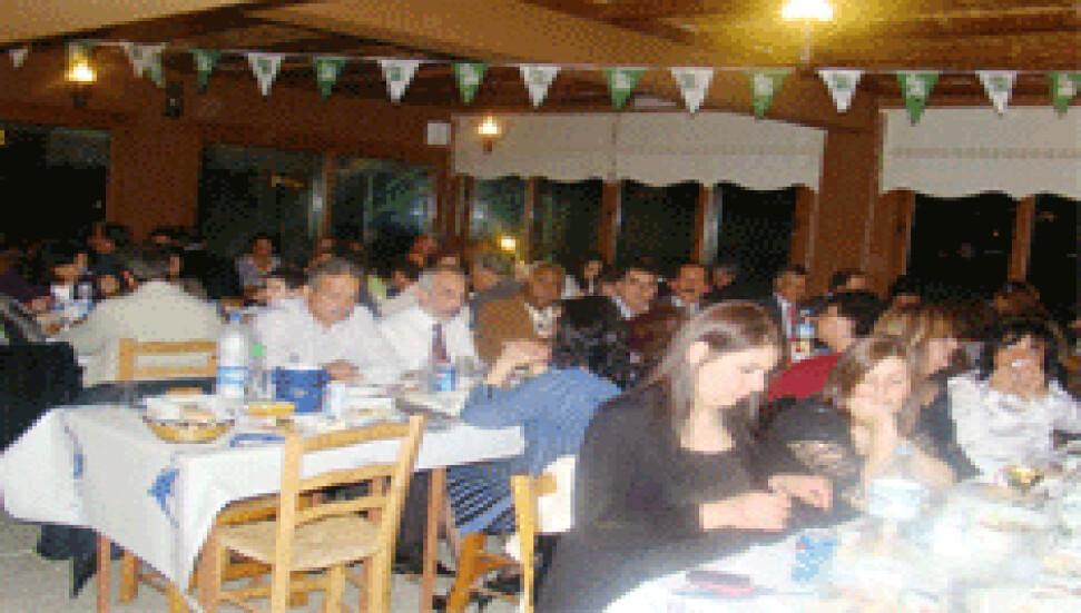 Talat'la düne değil dünyaya"