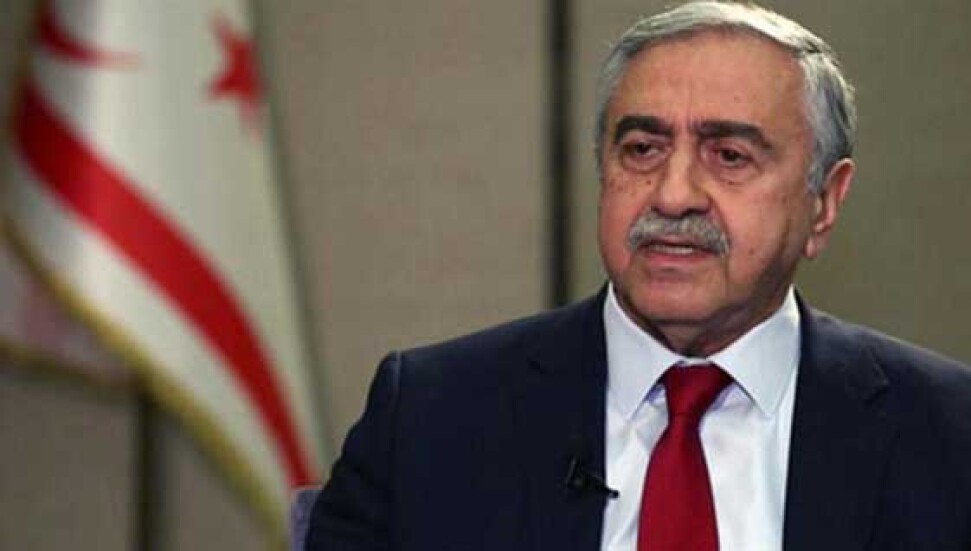 Cumhurbaşkanı Akıncı İrsen Küçük'ün eşini arayarak taziyelerini iletti