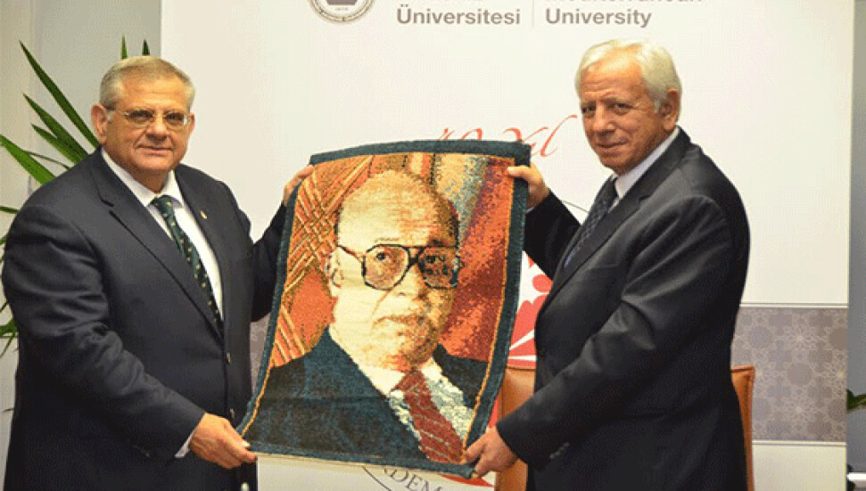 DAÜ'den Rauf Denktaş Üniversitesi personeline hizmet içi eğitim semineri