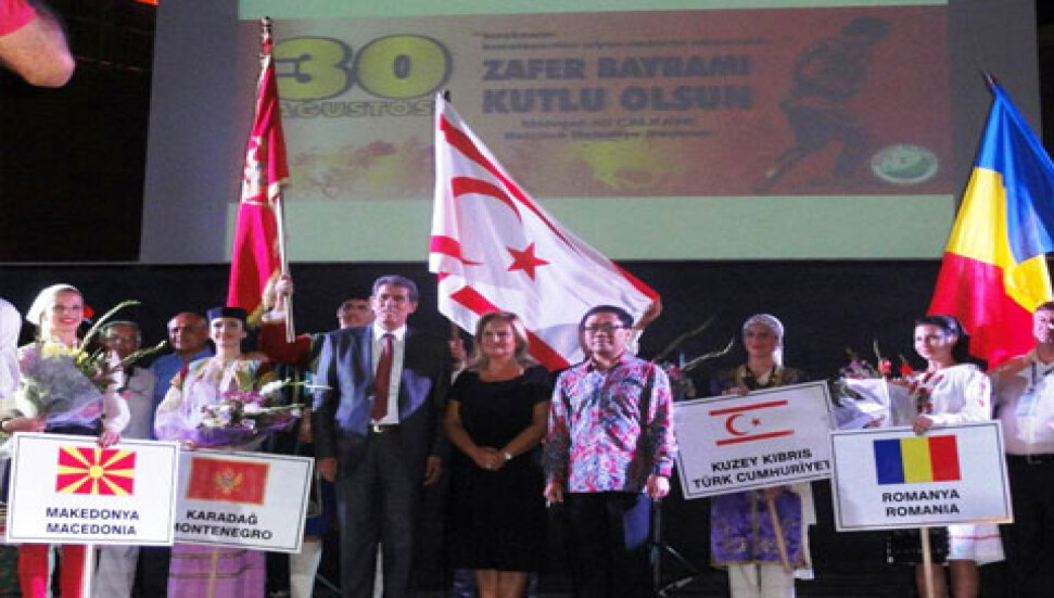 İskele Kültür ve Sanat Derneği, Balçova'da Uluslararası Halk Dansları Festivali'ne katıldı